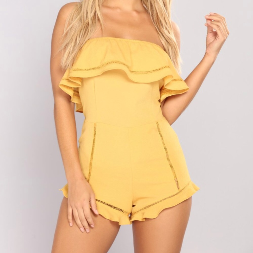 Fashion nova romper
